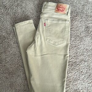 Levi's Beige High Rise Skinny Jeans
